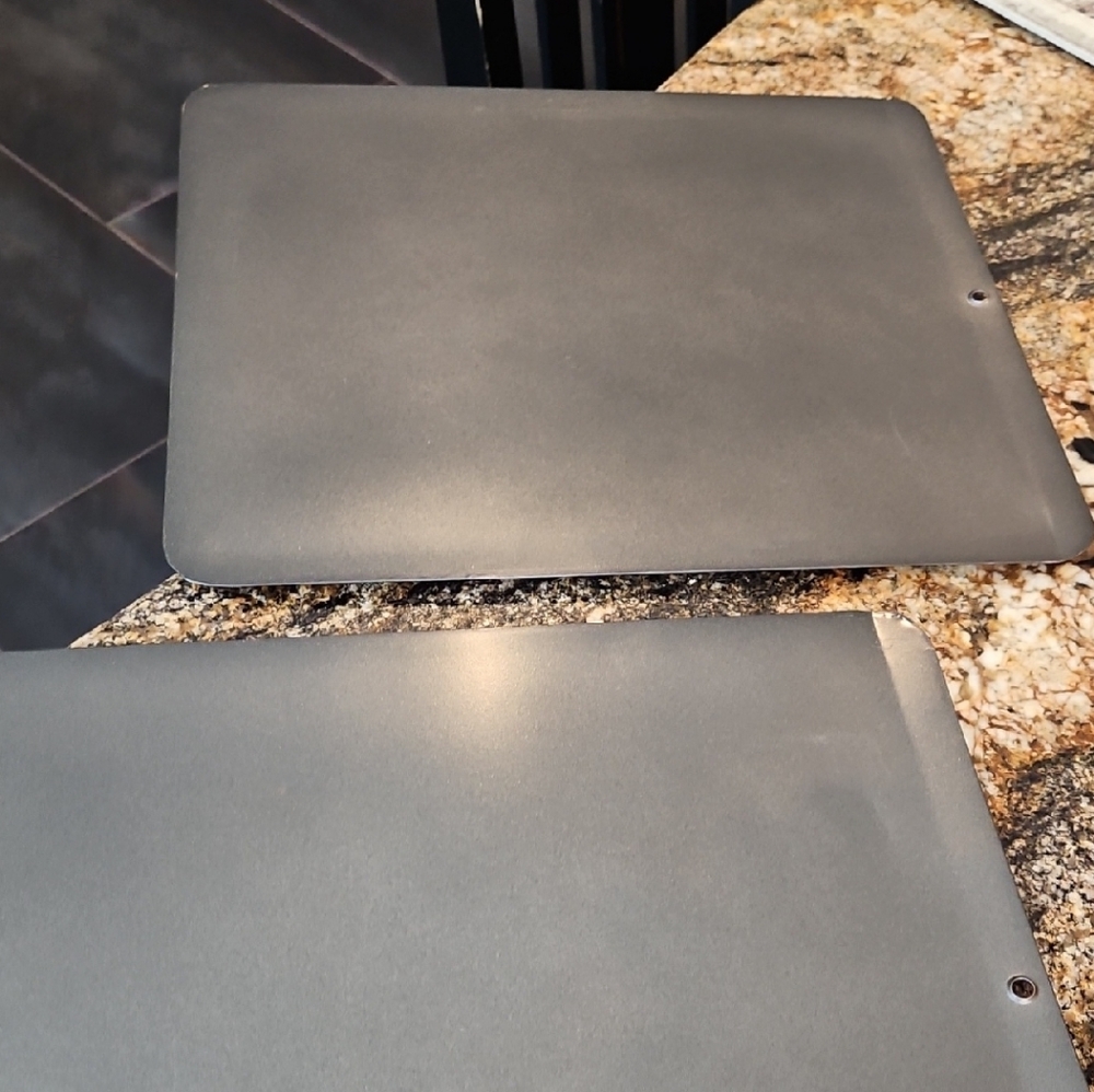 AirPerfect 2-pack nonstick insulated Cookie Sheets - Picture 11 of 12